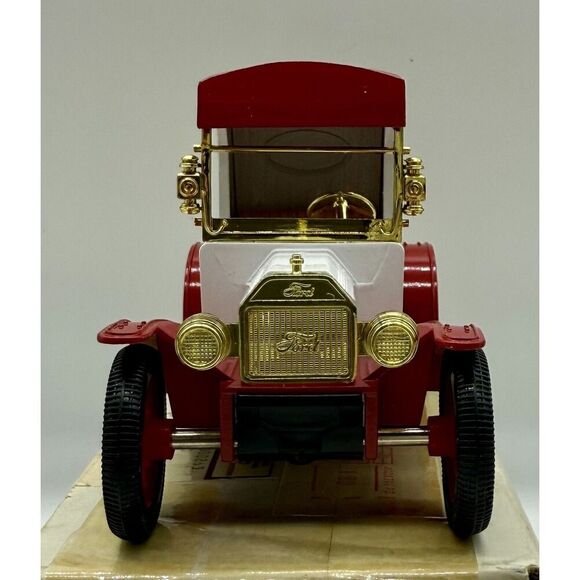 ERTL 1913 Model T Ford Van Diamond Crystal Salt‎ Metal Car Bank Key Vintage 1988 - Picture 2 of 7